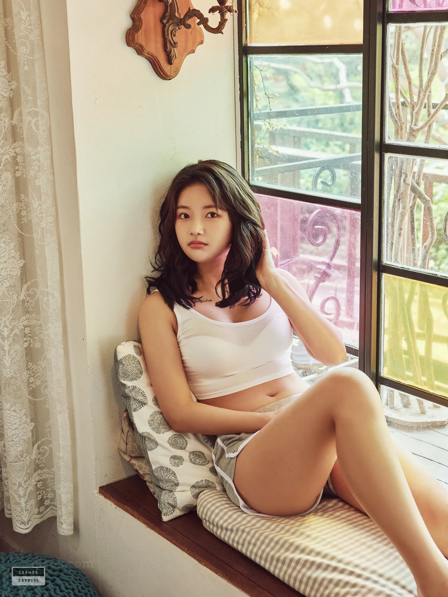 LeeheeExpress – NO.068 LEGF-001 U.Hwa[43P／487MB]-密图社