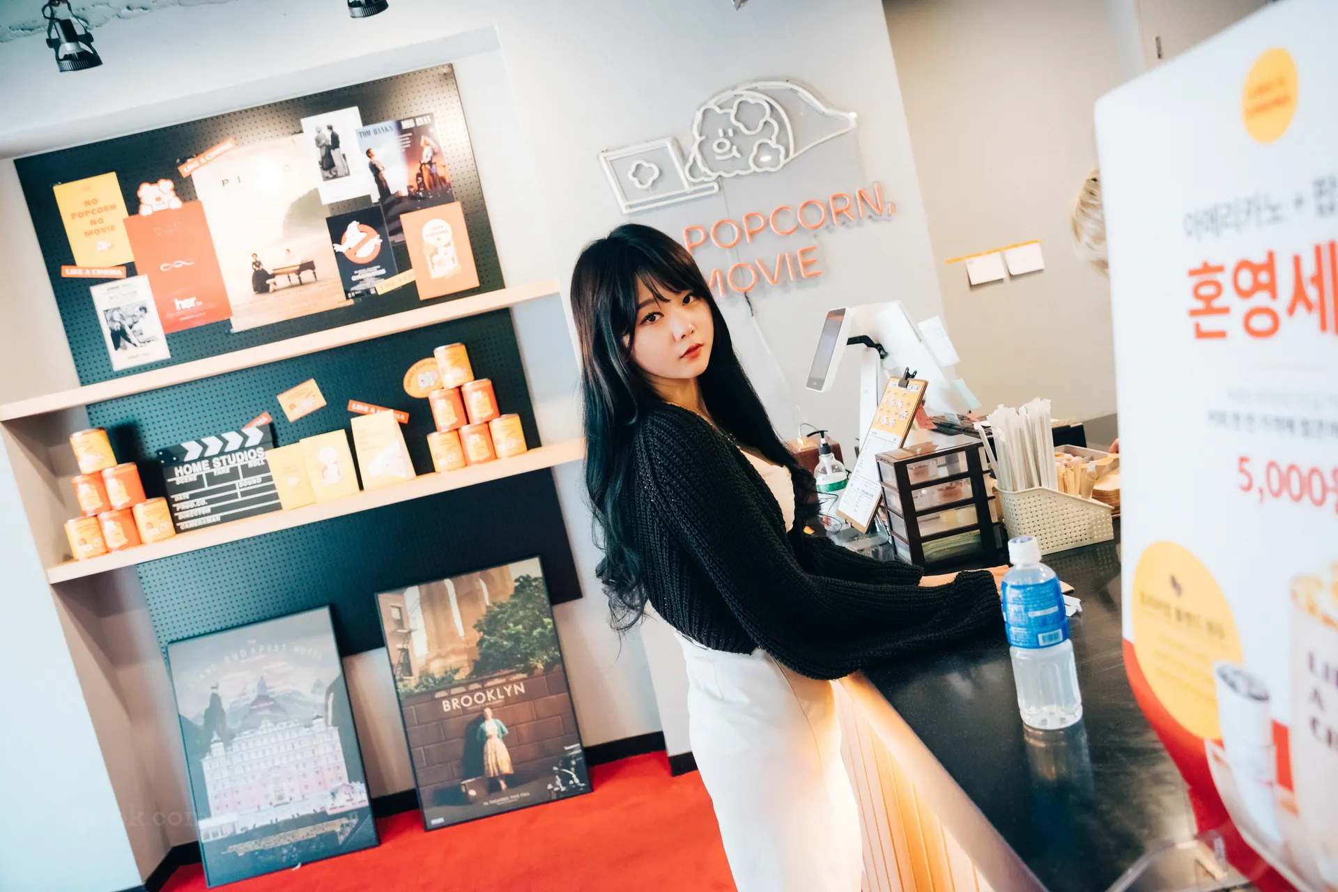 073.[Loozy] Zia (지아) -XXX in the theater S.Ver[157P+3V-4.03G]-密图社