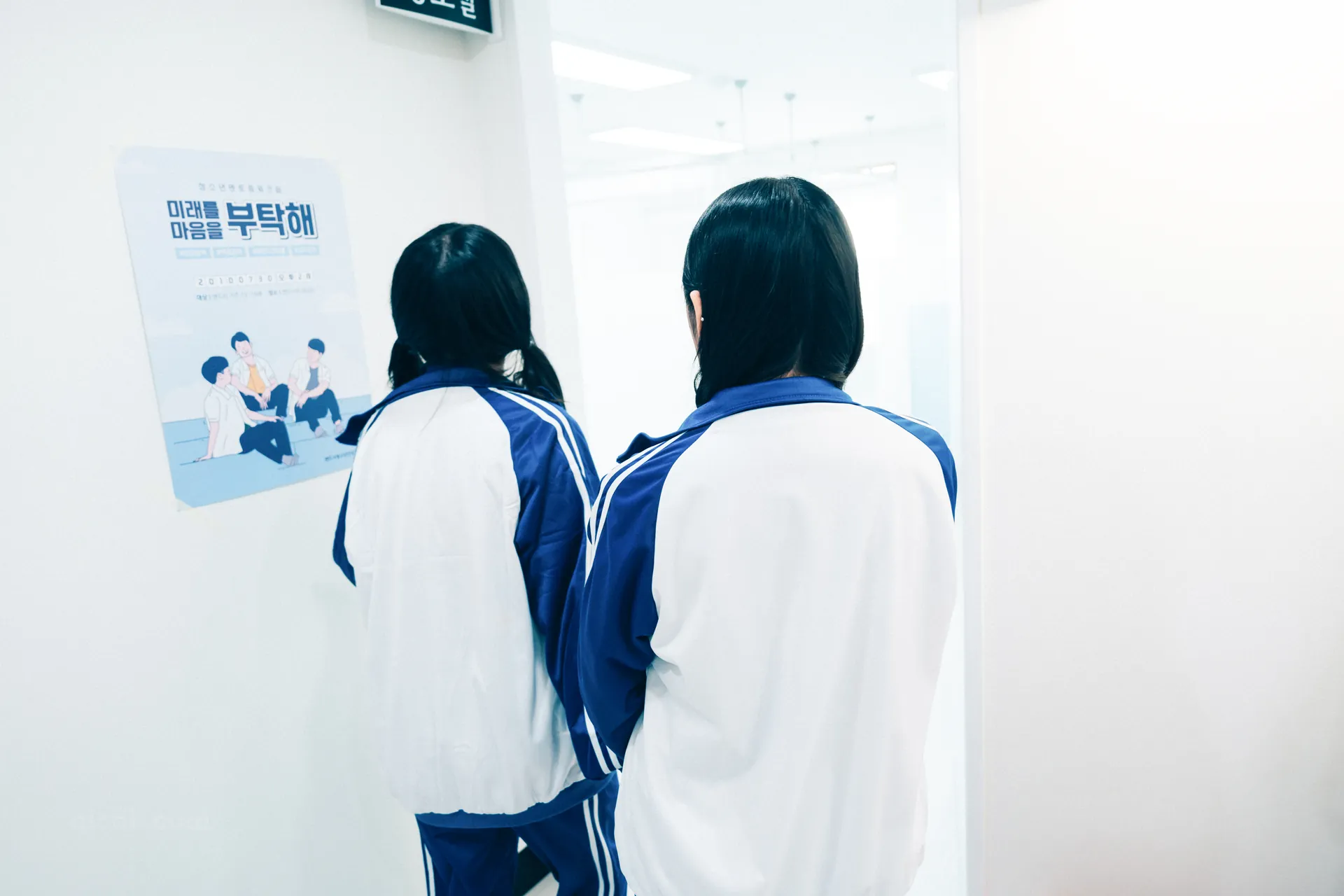 098LoozySonsonxZiaB - 01746qicok31605com.webp