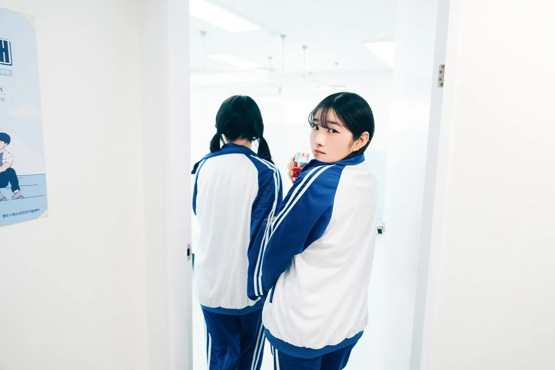 098LoozySonsonxZiaB - 01751qicok31607com.webp