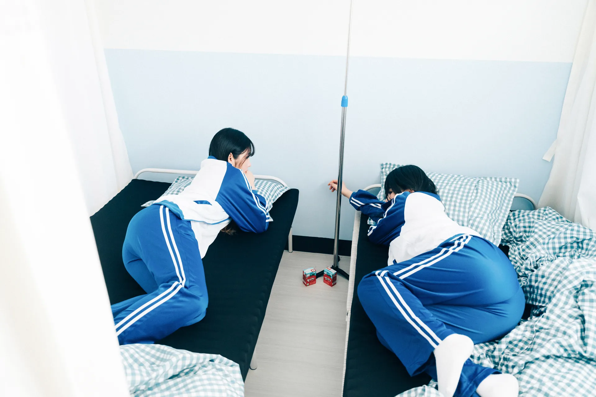 098LoozySonsonxZiaB - 01795qicok31627com.webp