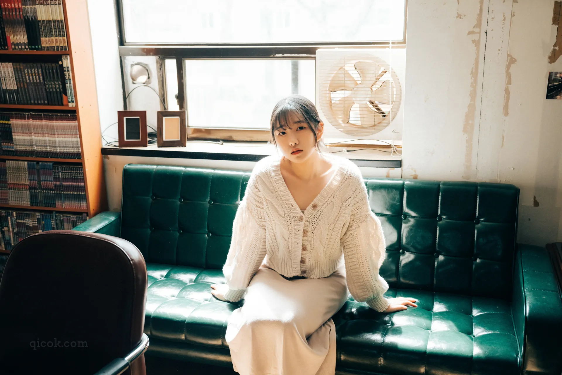 100.[Loozy] Sonson (손손) – Comic Shop Girl [112P／1.98GB]-密图社