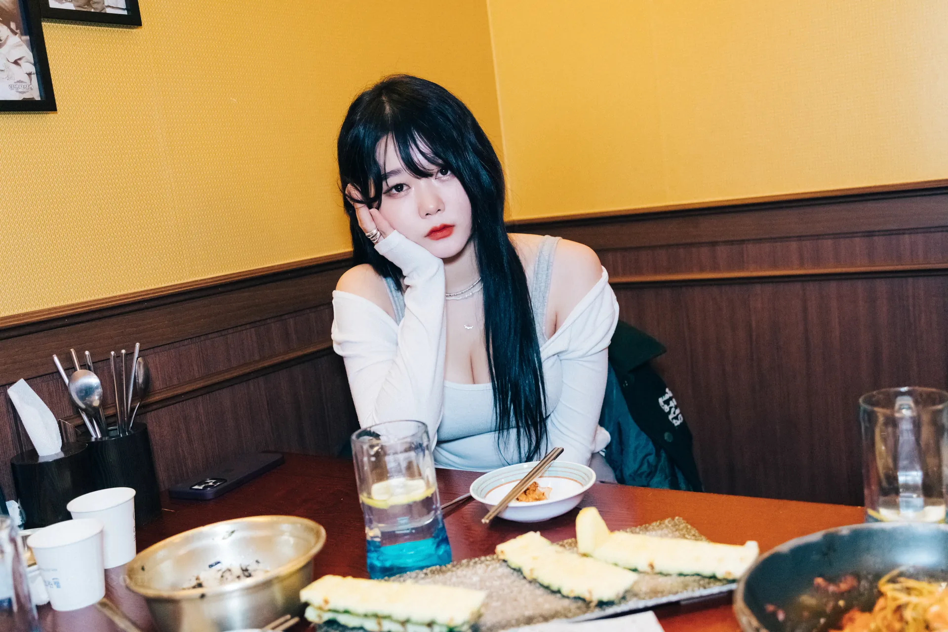 101.[Loozy]  Zia (지아) – Fan Meeting 02 [128P+8V／2.55GB]-密图社