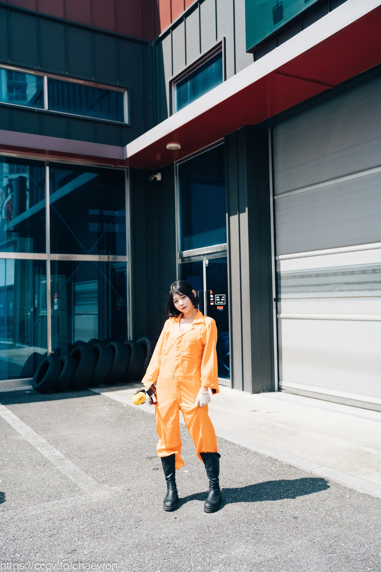 137.[Loozy] Zia (지아) – Garage Girl[129P-3V-3G]-密图社