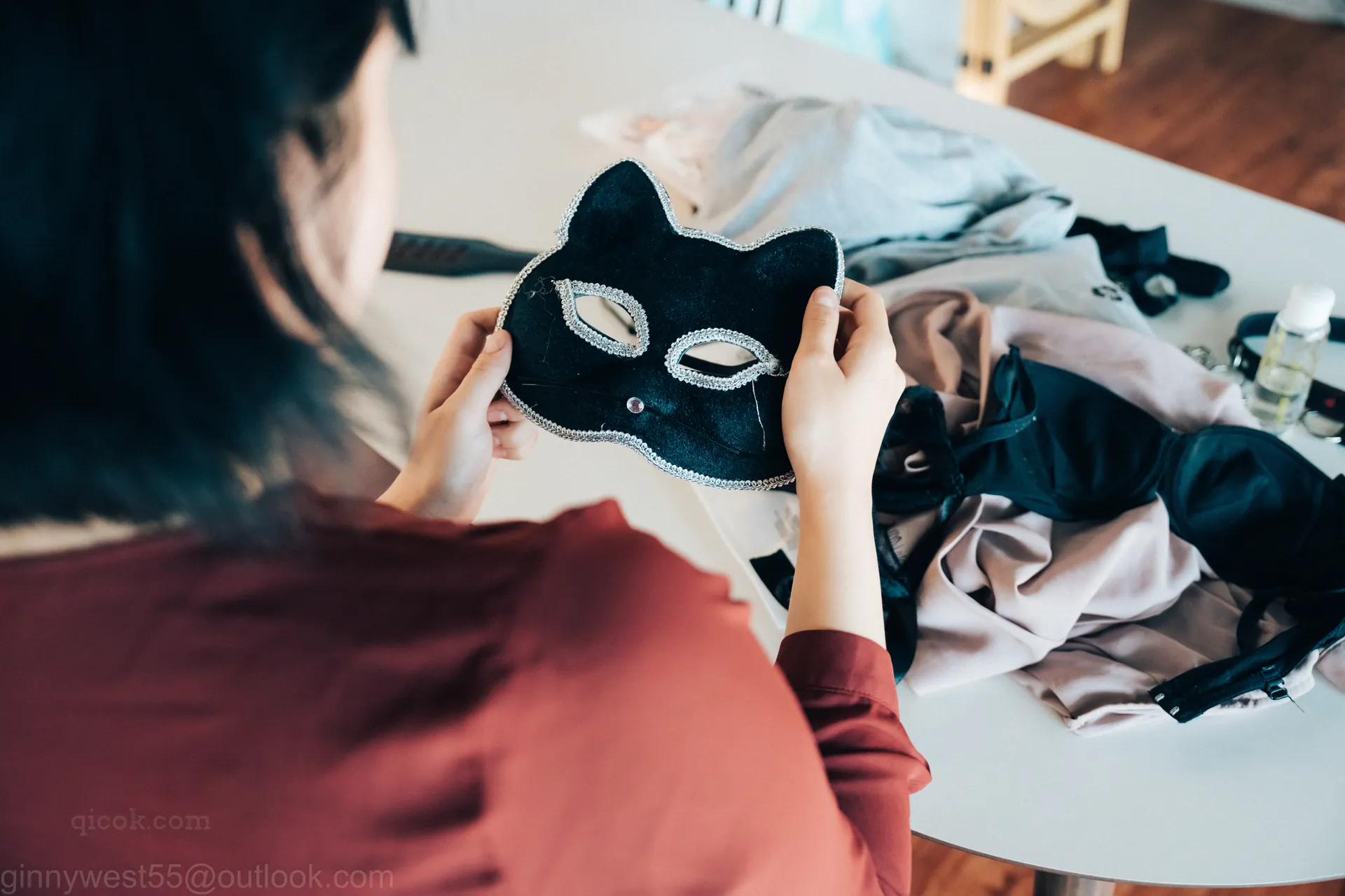 138LoozyDaaFanMeeti - 00012qicok30293com.webp