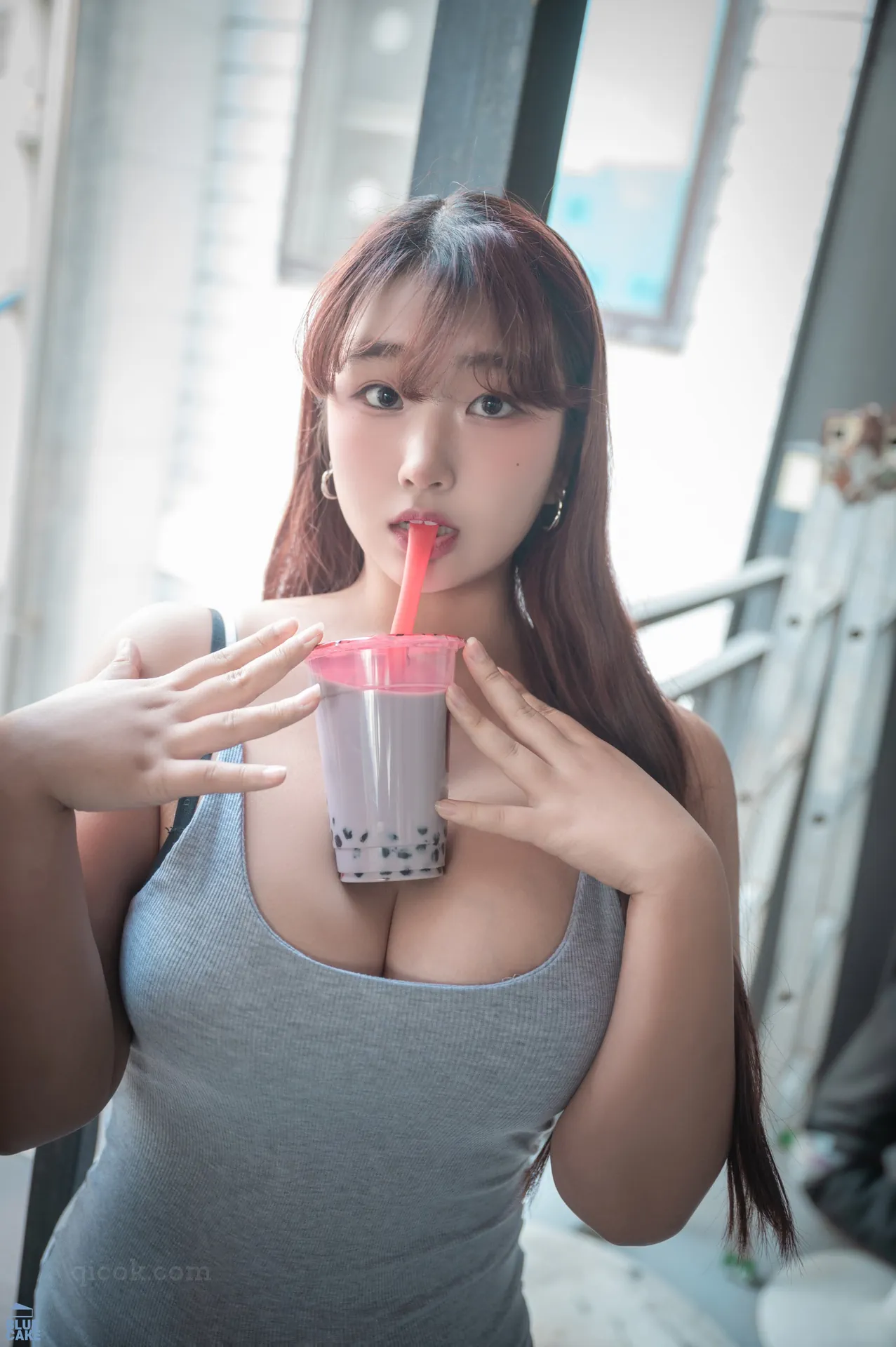 181.[BLUECAKE] Ggubbu – Bubble Tea Challenge [150P／203MB]-密图社
