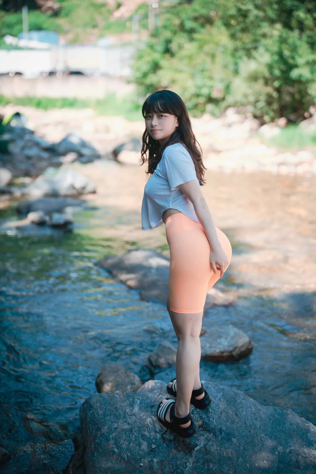 260.DJAWA Photo ZziZzi (모찌)– Summer Getaway Vol.3 [148P-2.79GB]-密图社