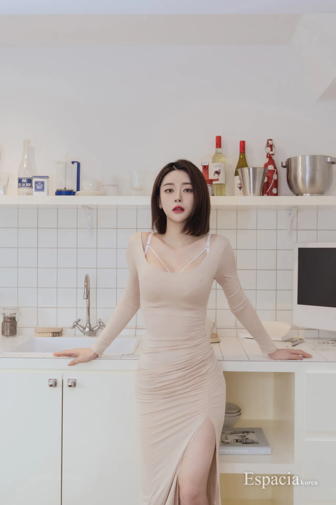 [Espacia Korea] EXC#060 – RAHEE [49P-292MB]-密图社