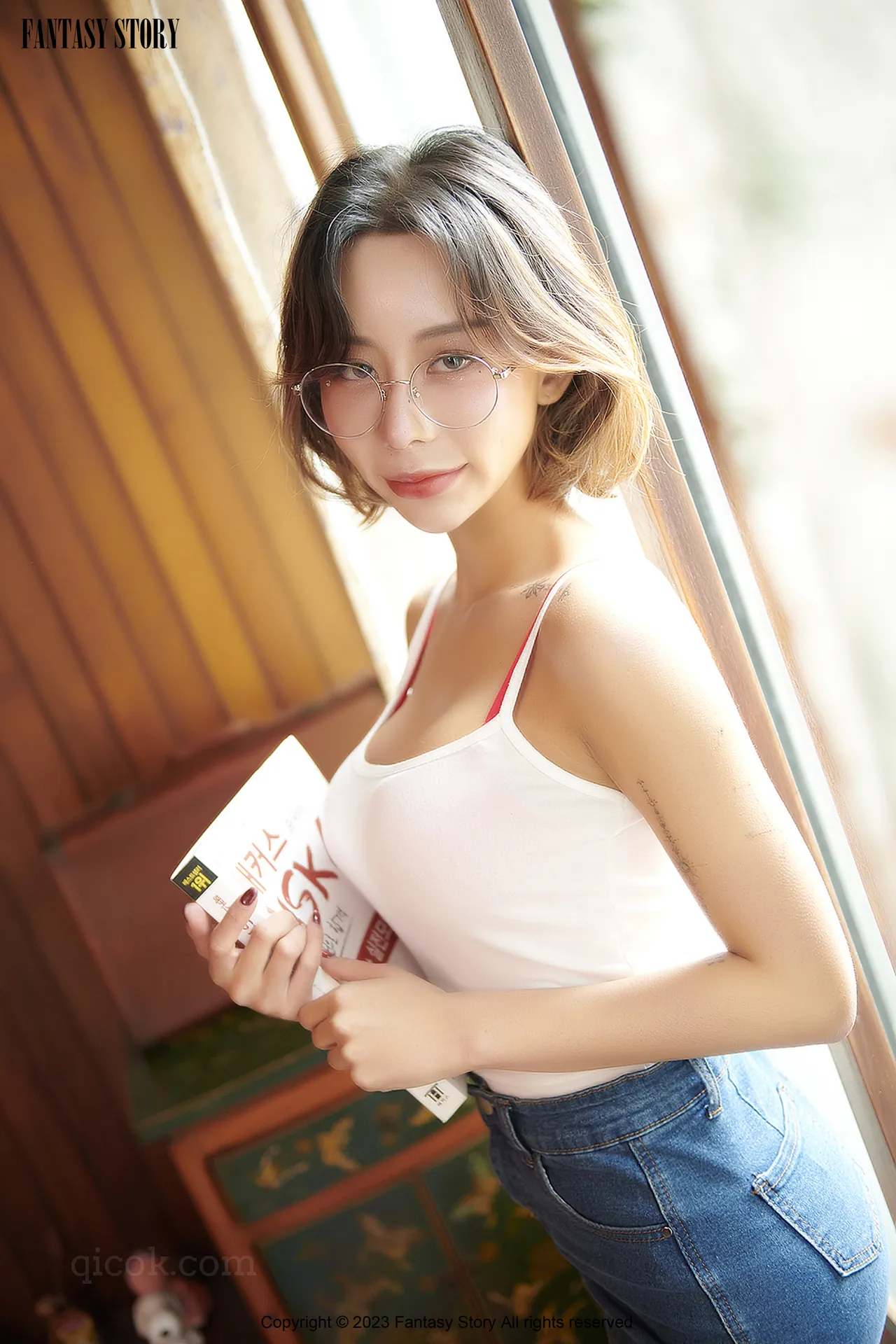 006FantasyStoryMaga - 004qicokcom.webp