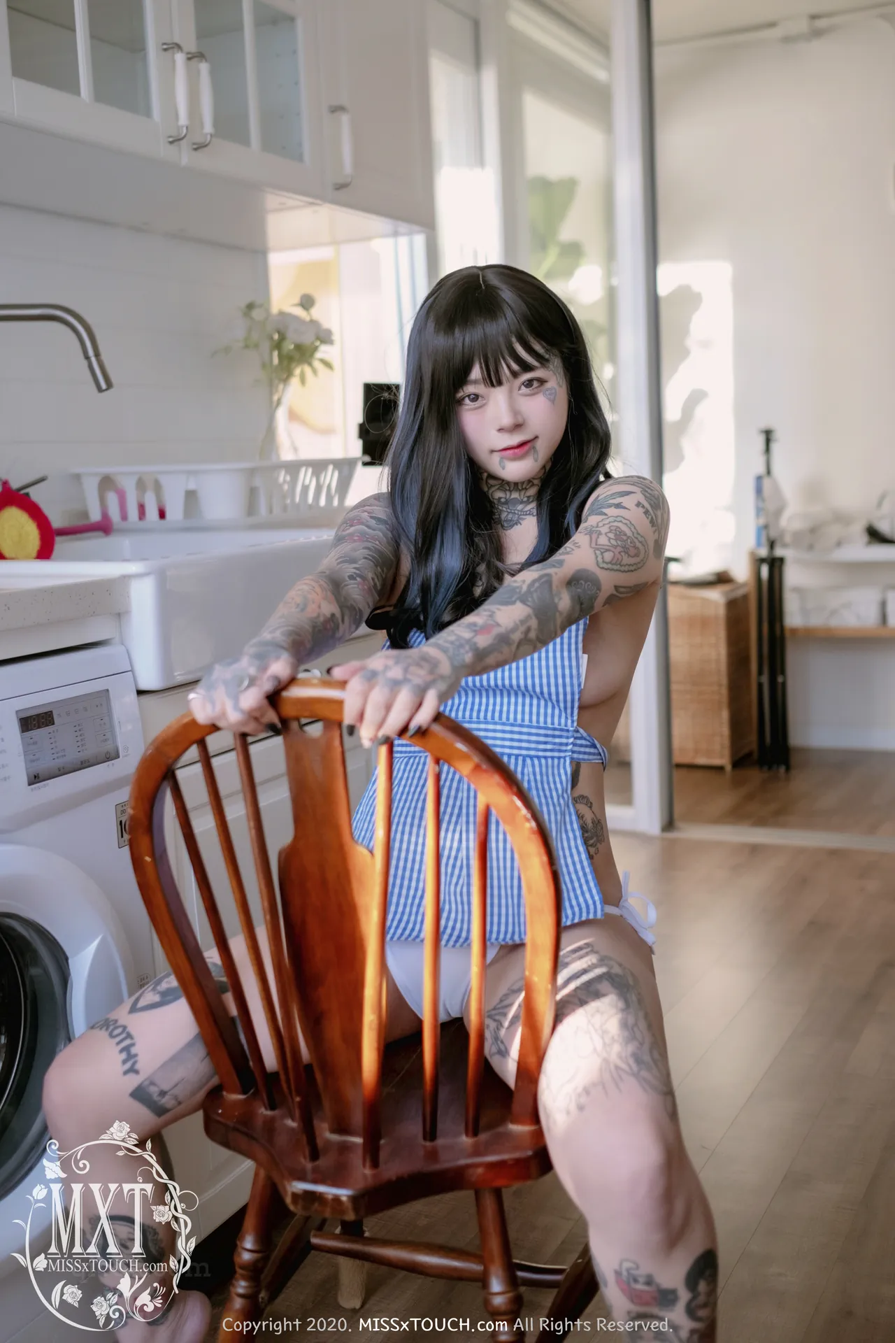 001MISSTOUCHMissxDO - 012qicokcom.webp