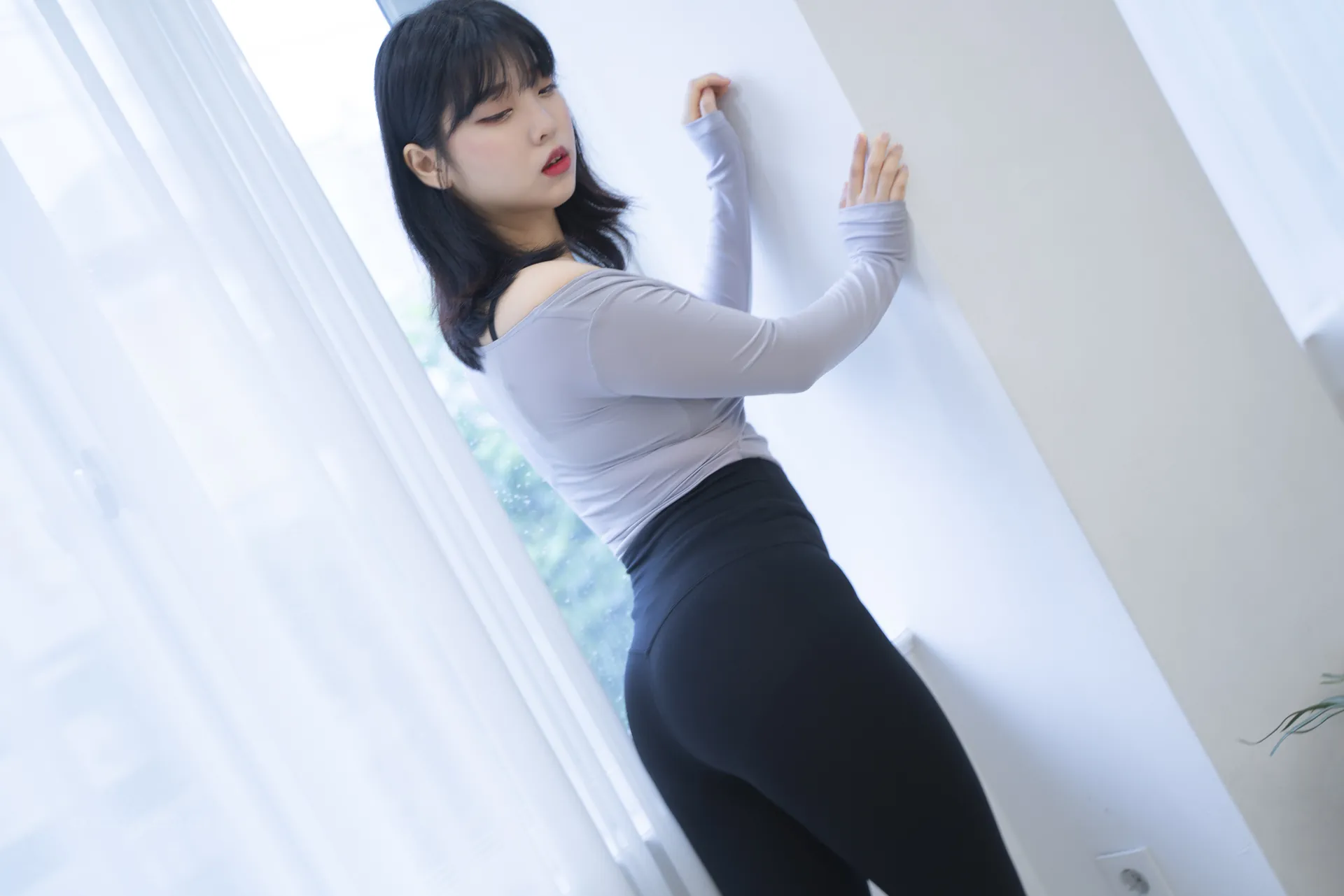 Song Hana(송하나) – NO.016 Rogle-Leggings[62P-582M]-密图社