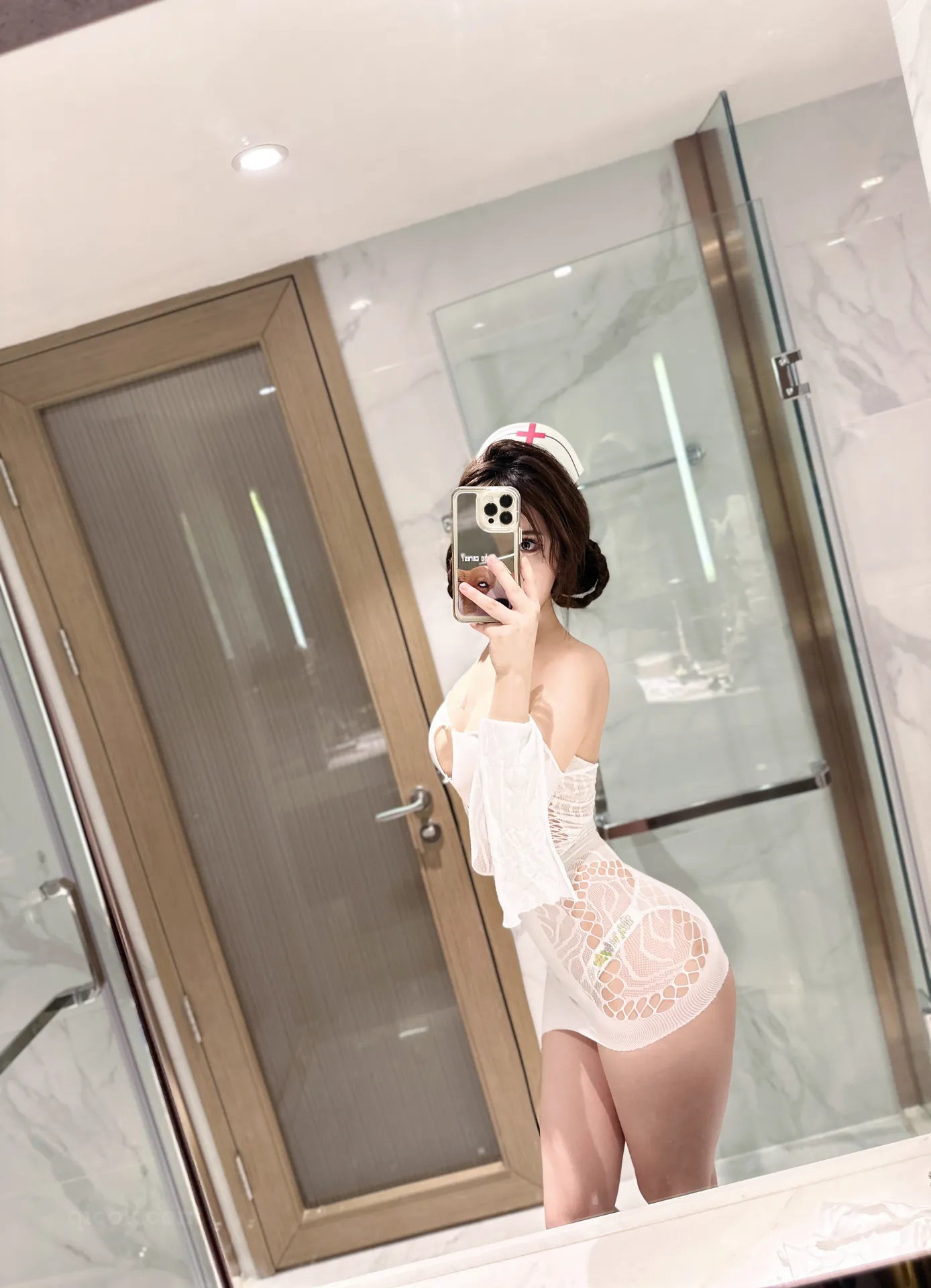 032.奔跑的晶骡儿-微密圈系列 小护士 [21P1V-127MB]-密图社