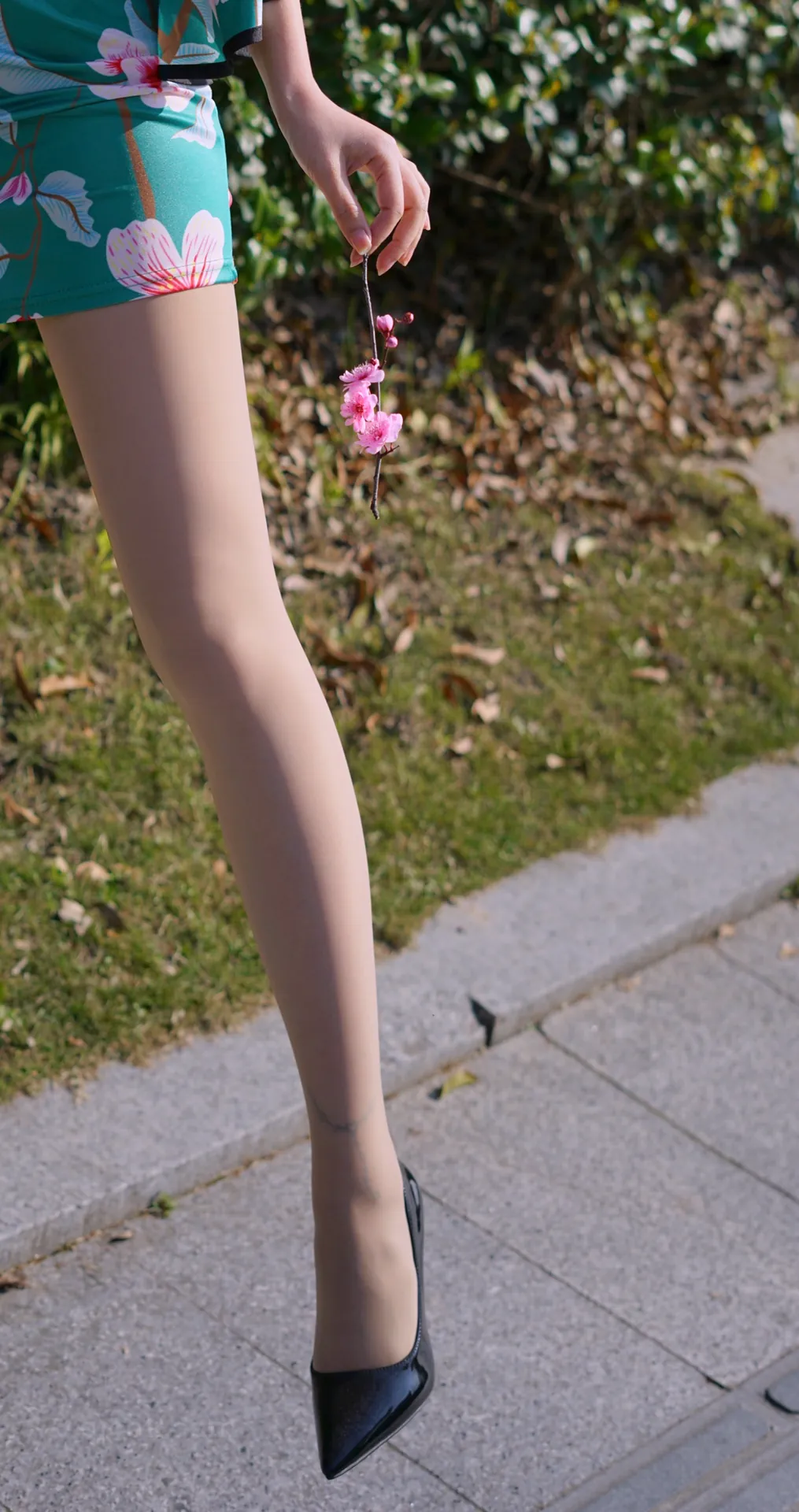 4.辣妈女神-VIP会员专属订阅系列-3月[35P]-密图社