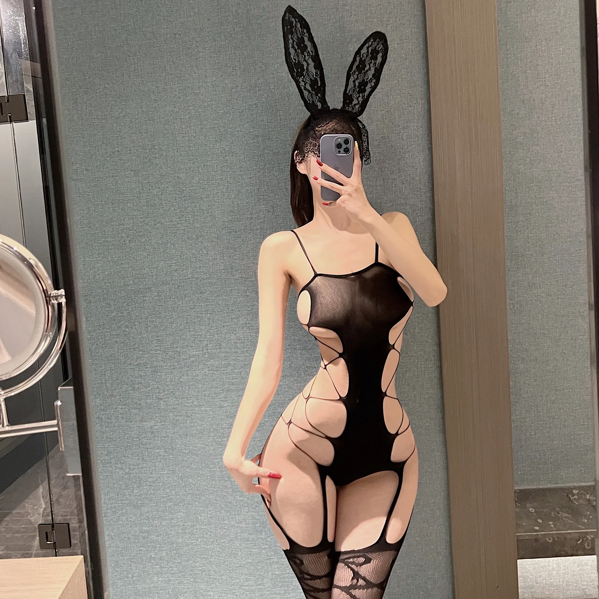 112.脸红Dearie – 微密圈系列 黑色兔子 [16P／40MB]-密图社