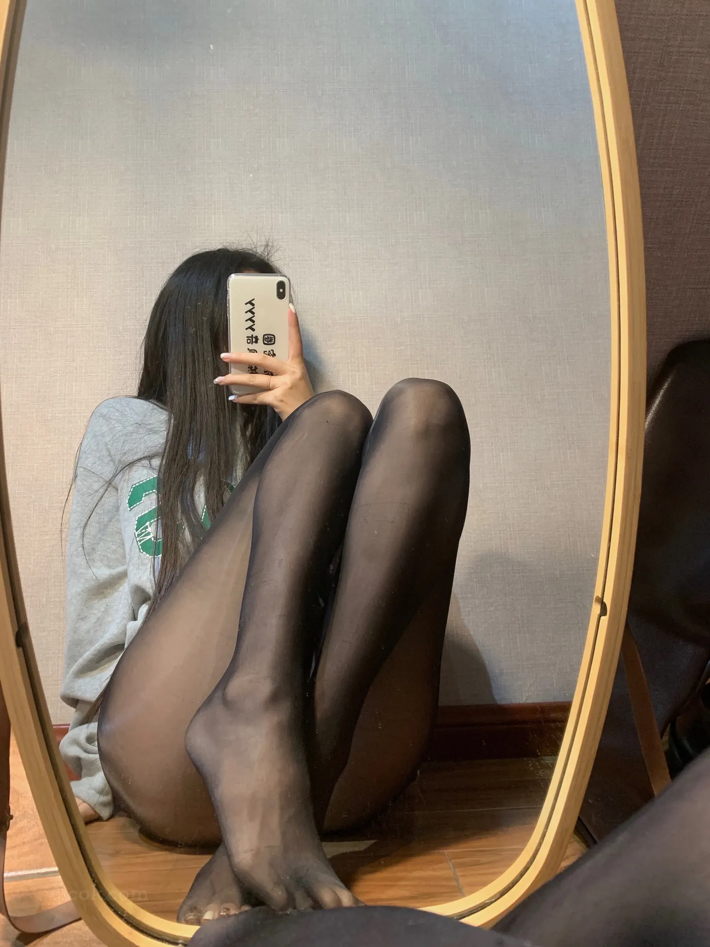 068.陈佩奇-微密圈系列 –  嫩足蜜桃 [31P+2V／685MB]-密图社