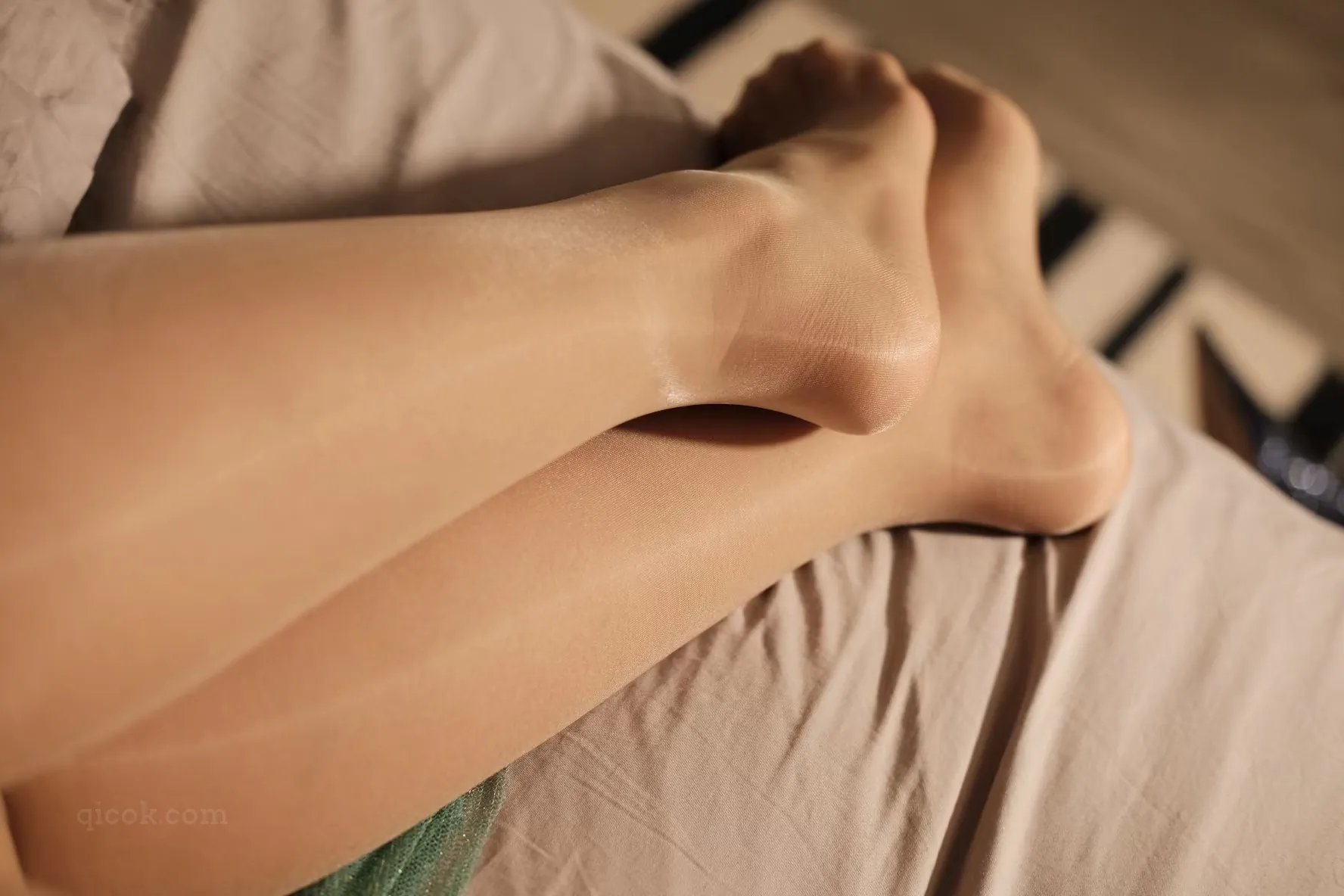 076.陈佩奇-微密圈系列 –  绿纱油亮肉丝 [87P1V-771MB]-密图社