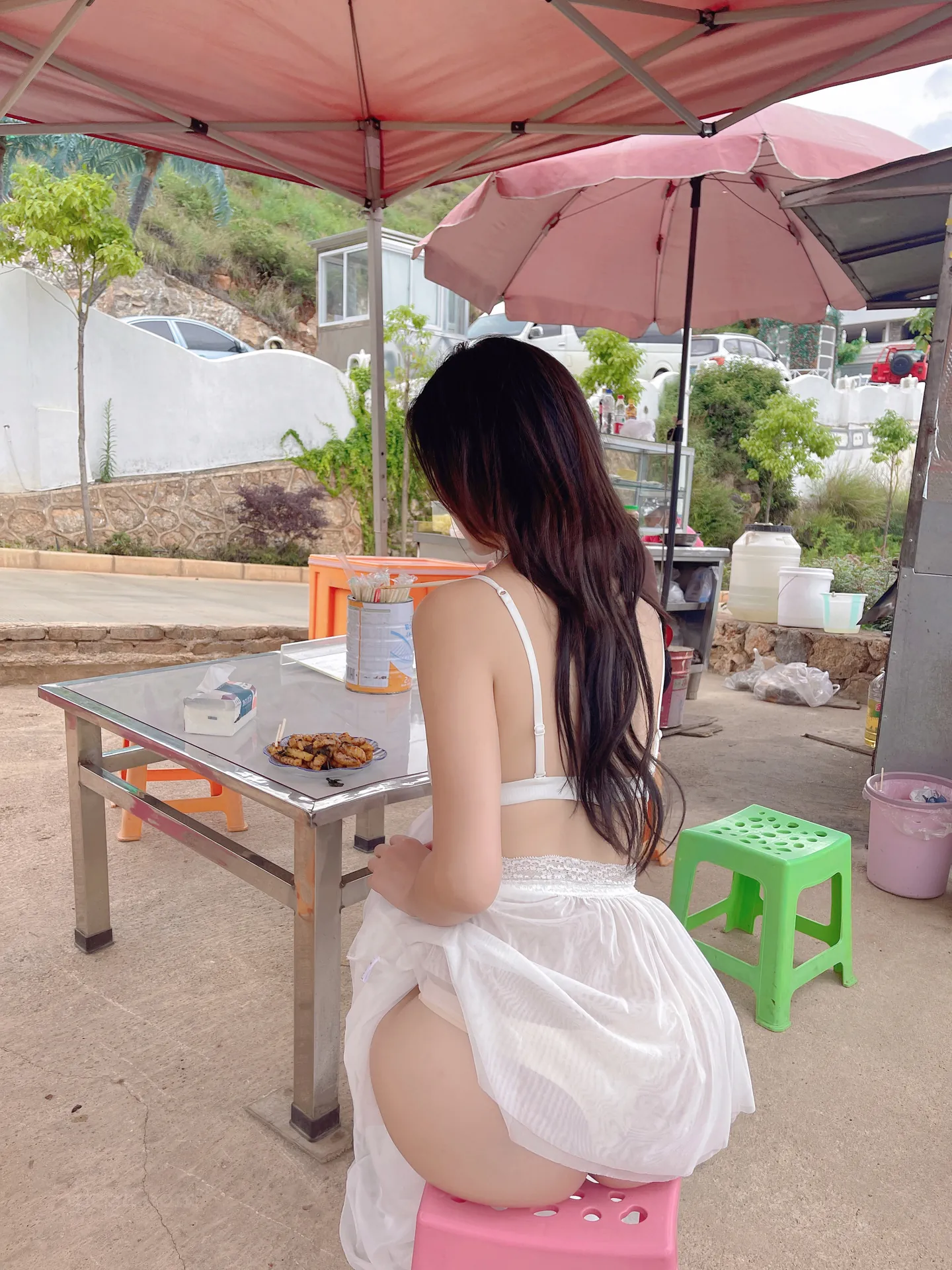 就是阿朱啊 – NO.048 撩开裙子[32P-92M]-密图社