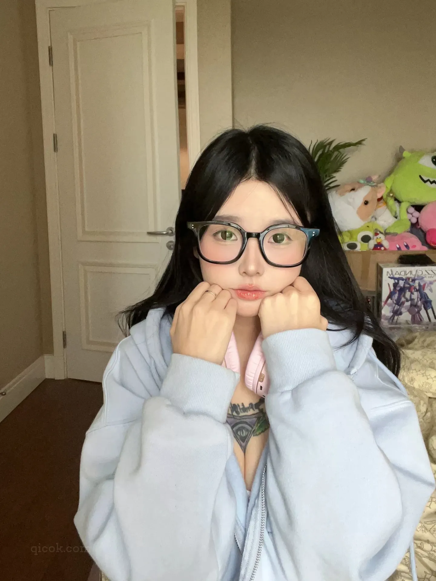 017.卡通百科老王 – 微密圈  面若桃花[15P-35M]-密图社