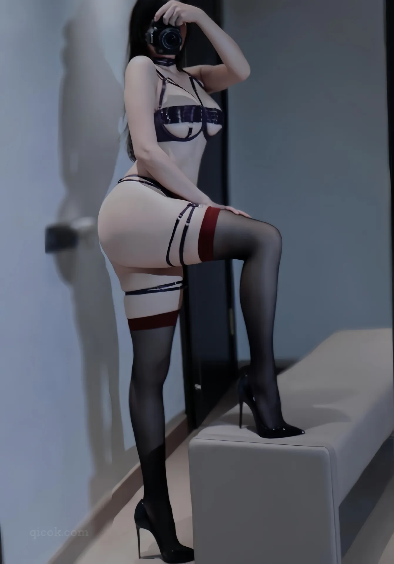 047.可可西yyy – 微密圈系列 紫色情趣超大福利[19P3V-81MB]-密图社