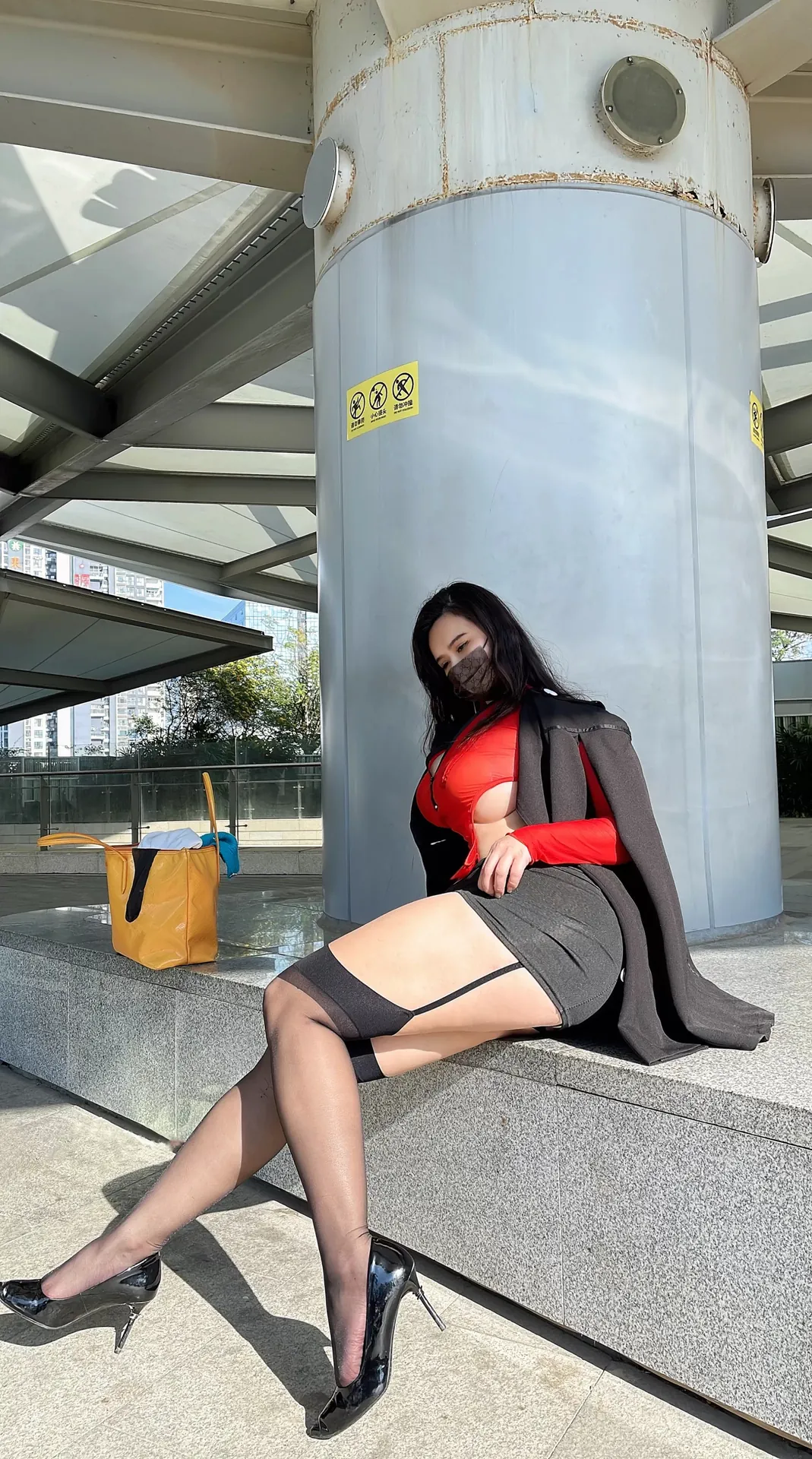 水蜜桃米米 – NO.014 吊带黑丝 [30P／122MB]-密图社