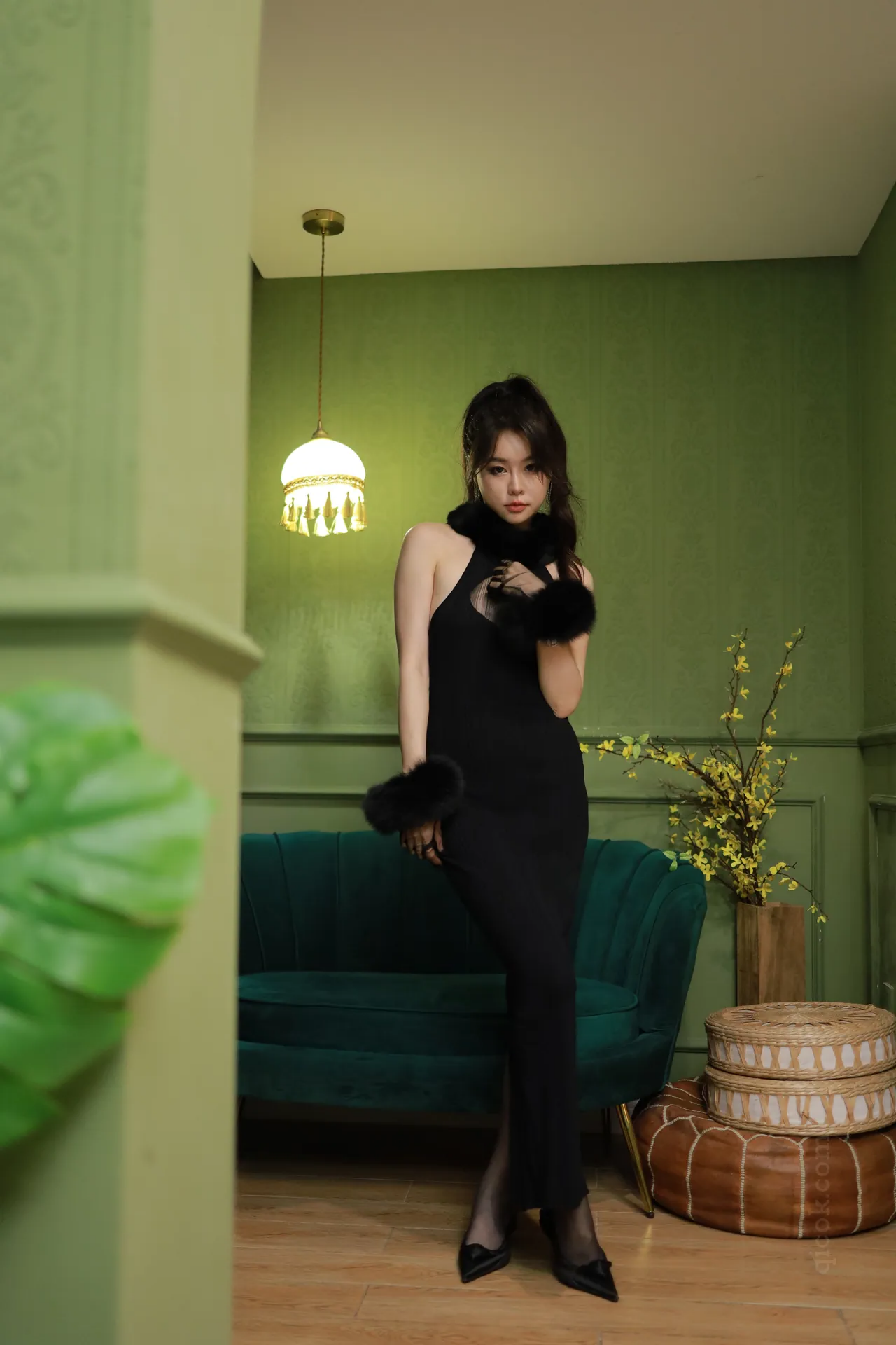 060.Sia不吃鱼 –黑丝贵妇 [98P-656MB]-密图社