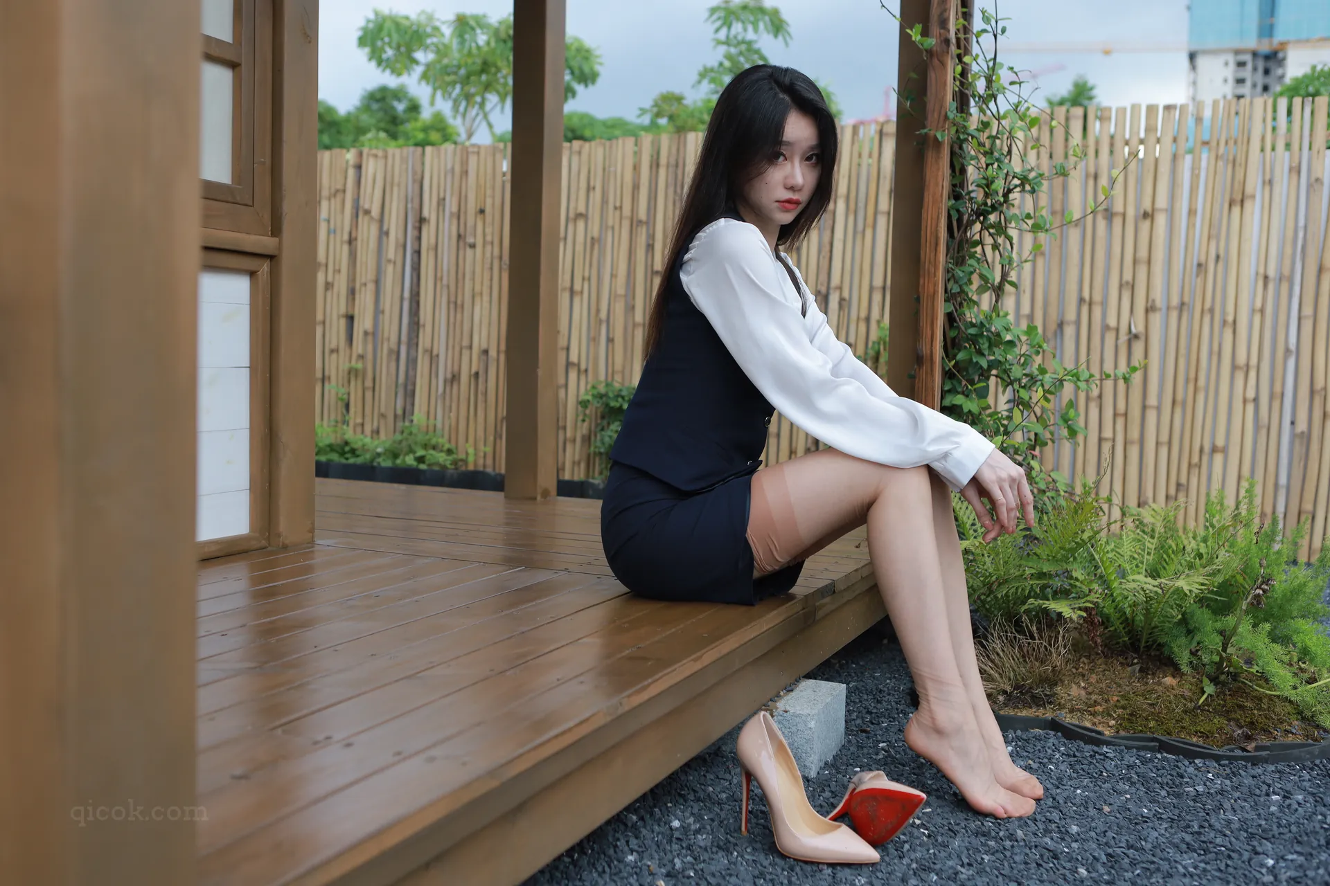 062.Sia不吃鱼 – 庭园春梦 [117P-809MB]-密图社