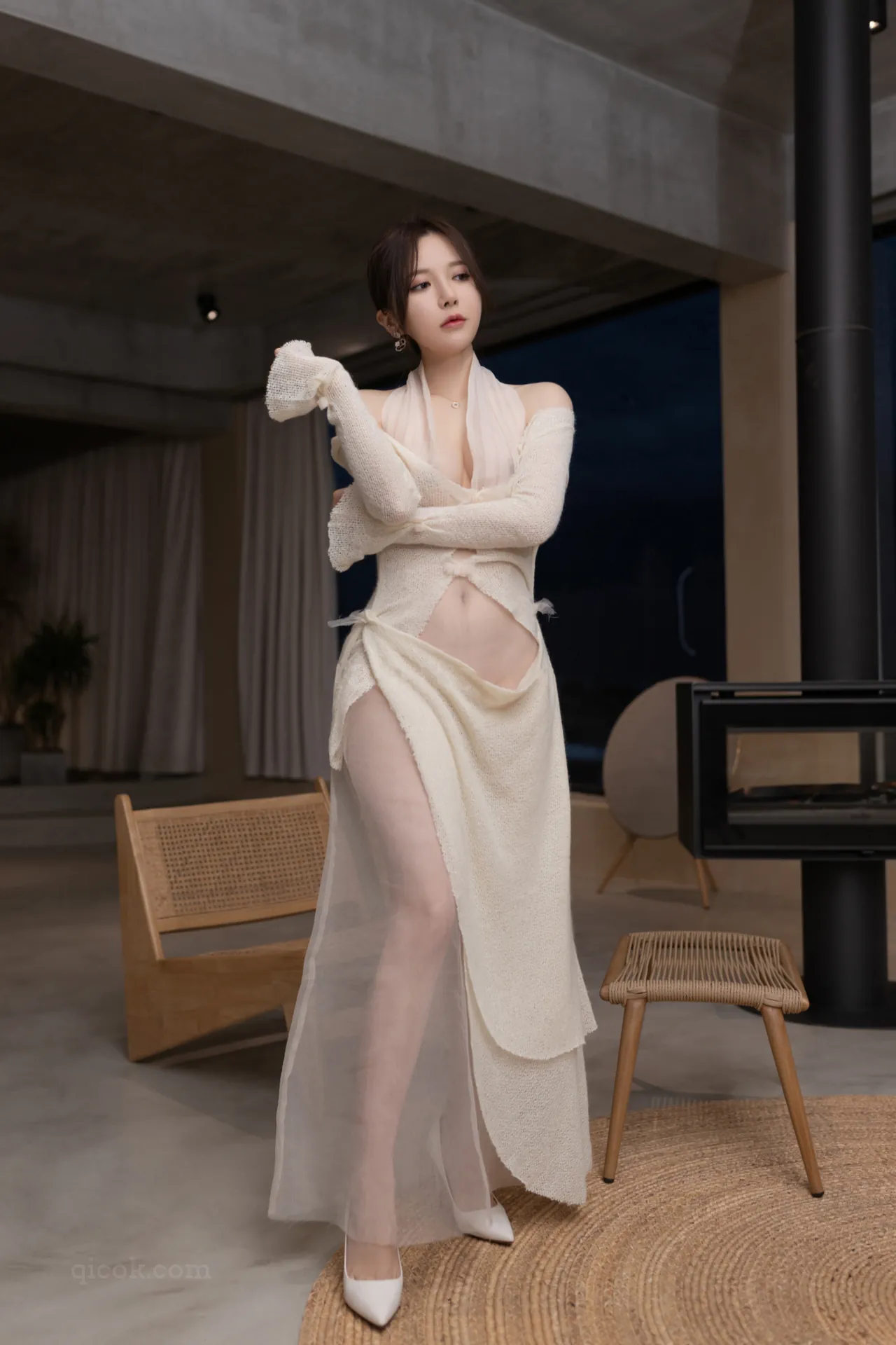 鱼子酱Fish – 内购私拍 NO.002 阿芙洛狄忒 [131P 4.0GB]-密图社