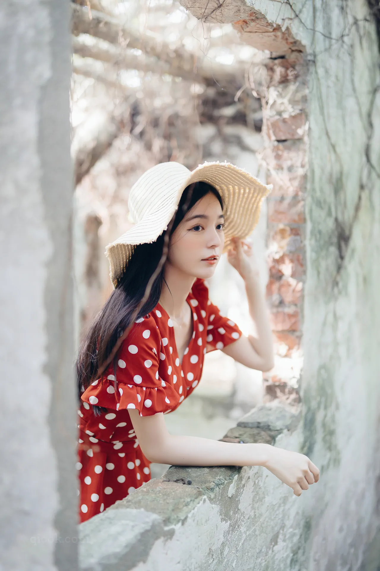 辰辰ChenChen – NO.004《野外初体验》[115P／337MB]-密图社