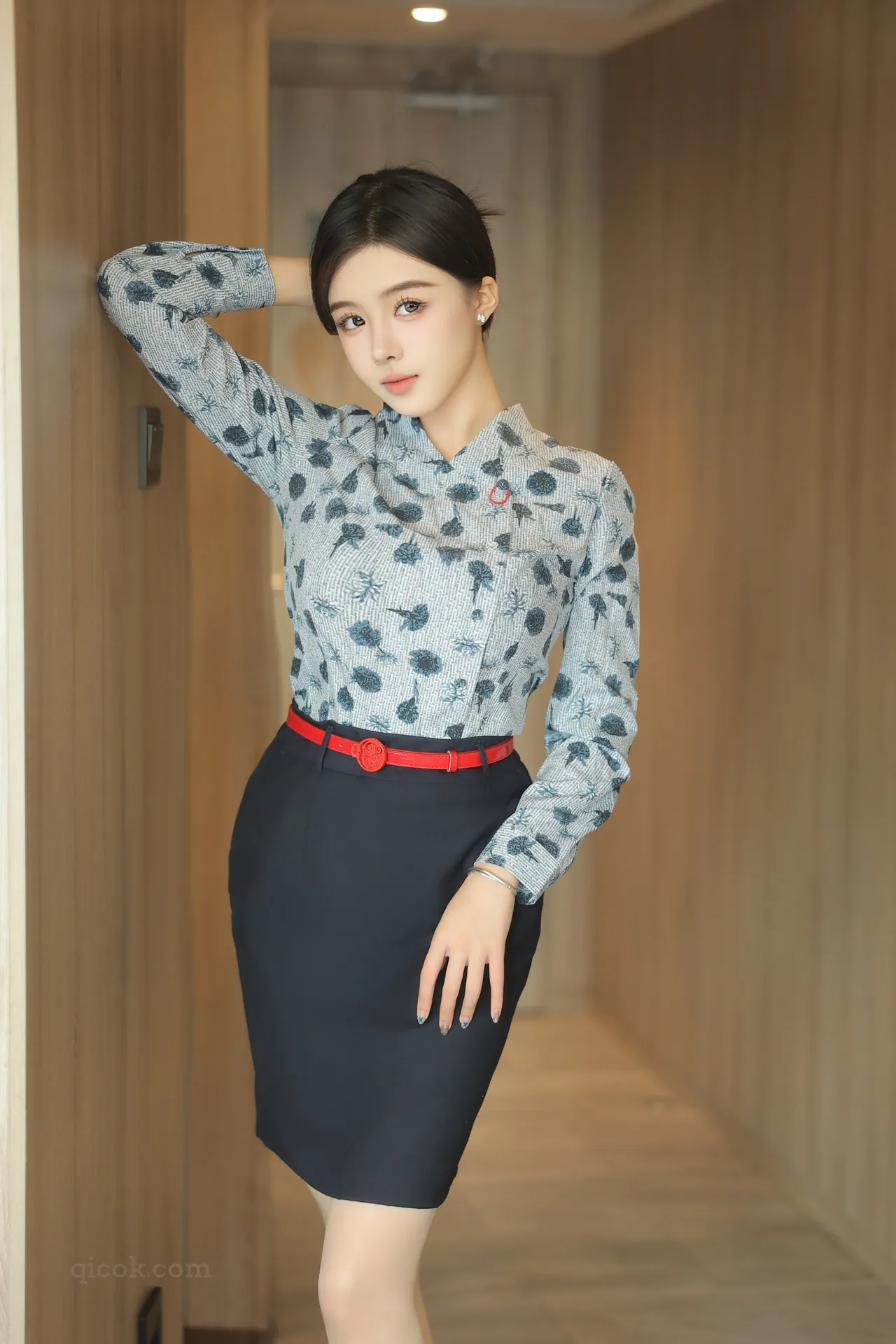 008.袁圆 – 内购无水印 空姐 [74P-343MB]-密图社