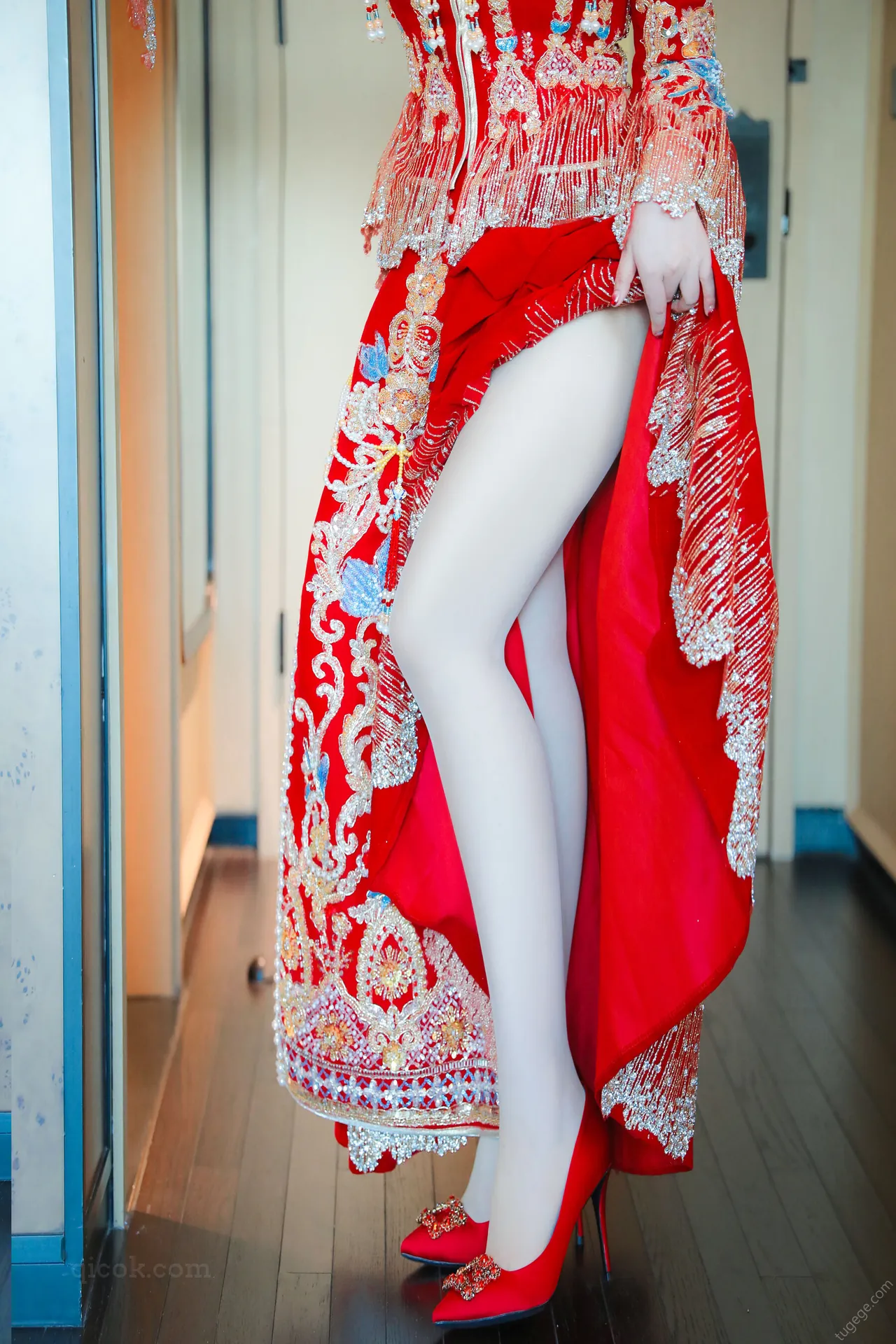 007.蛋蛋宝 – 内购无水印 新娘秀禾服[89P／128MB]-密图社